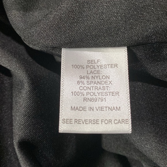 Dressy floral top - Picture 4 of 4